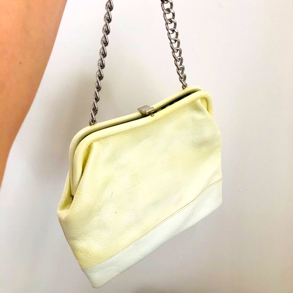 HOBO Leather & Chain Beautiful Bag. Day to night creamy white beauty 🤍